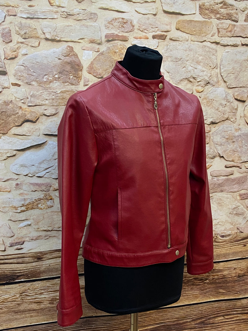 Veste en cuir rouge taille 40 