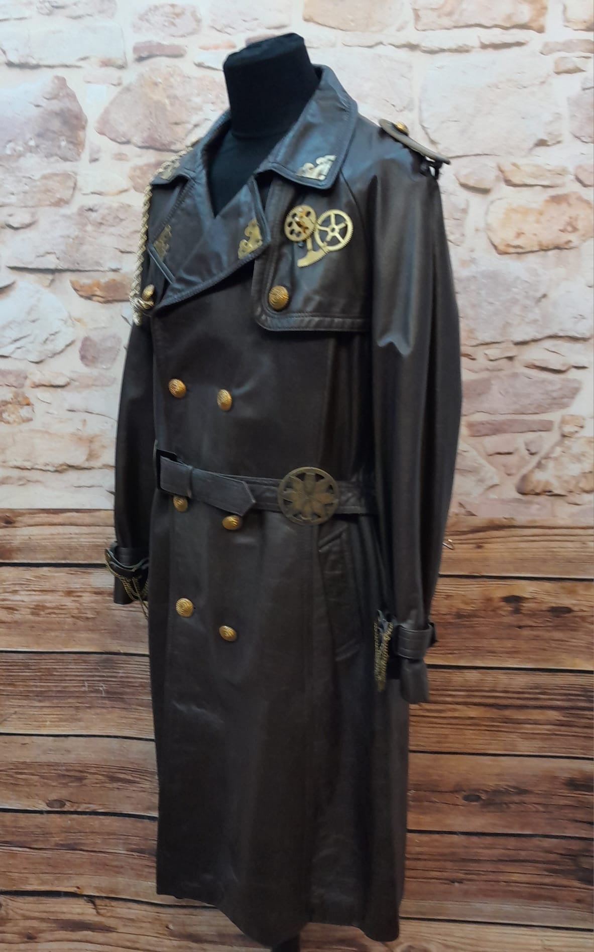 Manteau en cuir Steampunk unique taille 28 fini main 