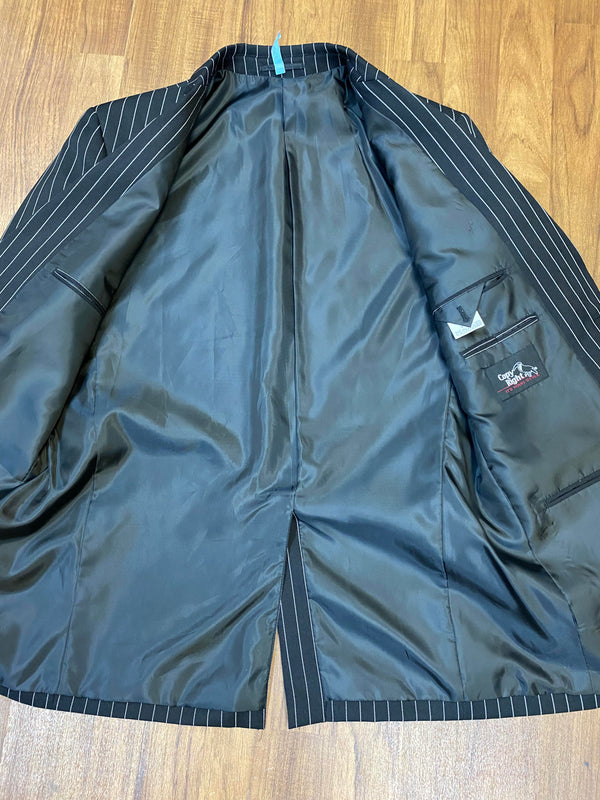 Schwarzer Herren Nadelstreifenanzug von Copy Right in Größe 94 mit Sakko und Hose. Anicht 2