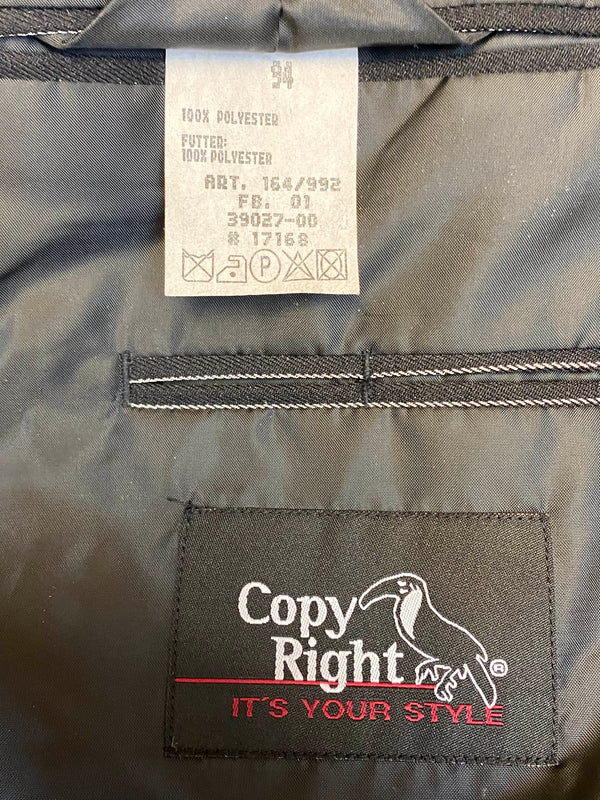 Schwarzer Herren Nadelstreifenanzug von Copy Right in Größe 94 mit Sakko und Hose. Anicht 3