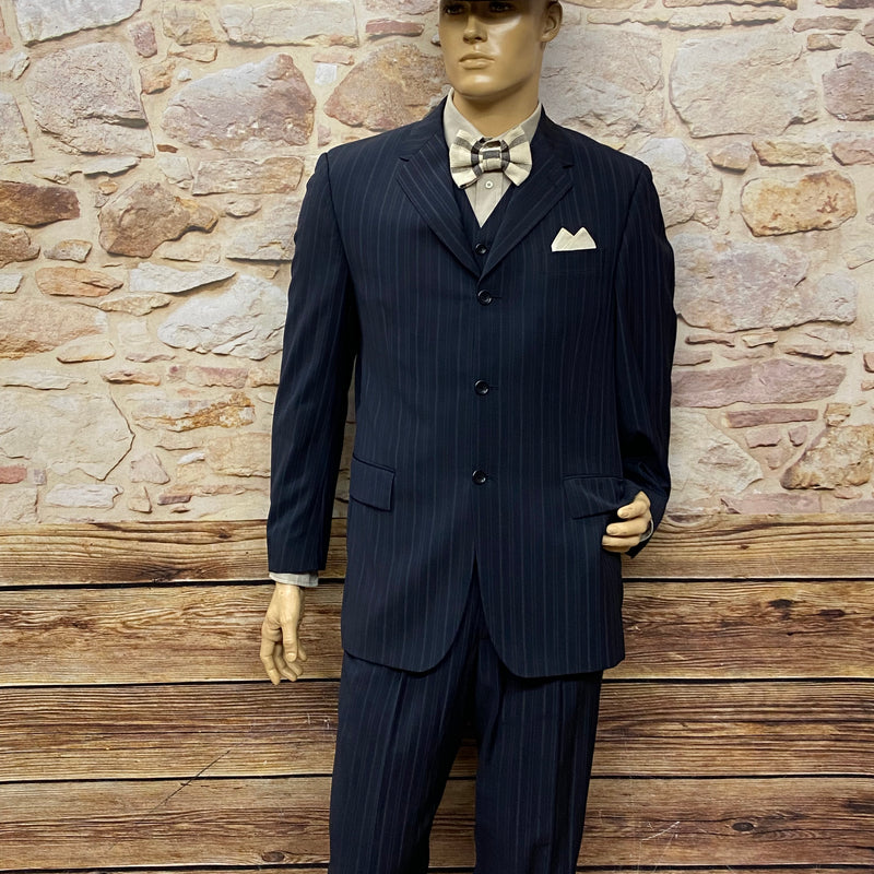 Vintage Nadelstreifenanzug 7-teilig mit Hut, Babylon Berlin Outfit Gr.50