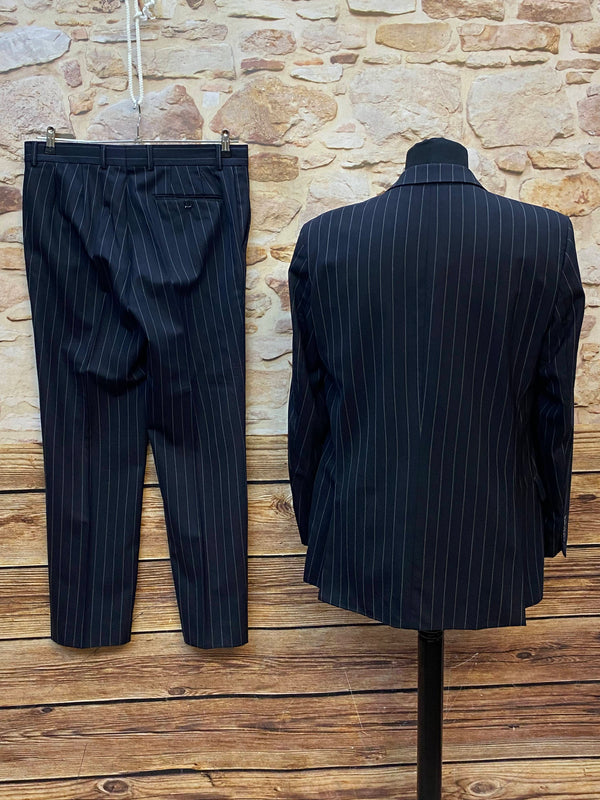Schwarzer Zara Man Nadelstreifenanzug Herren Gr. 50 mit Sakko und Hose, Rückansicht