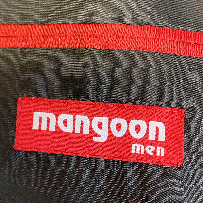 Nadelstreifenanzug von Mangoon Men in Größe 46, schwarz mit feinen hellen Streifen, bestehend aus Sakko und Hose, Ansicht 4