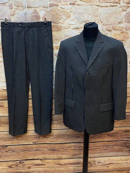 Nadelstreifenanzug Herren Gr. 50 schwarz mit Sakko und Hose im 20er Jahre Stil