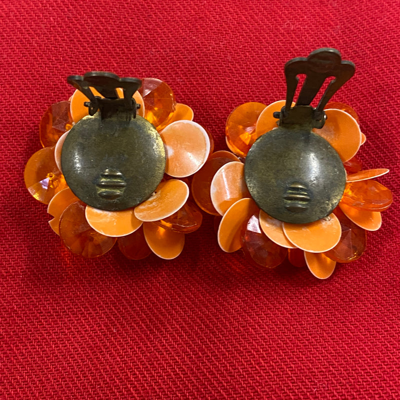60er Jahre Ohrclips im Blumen-Design orange Vintage