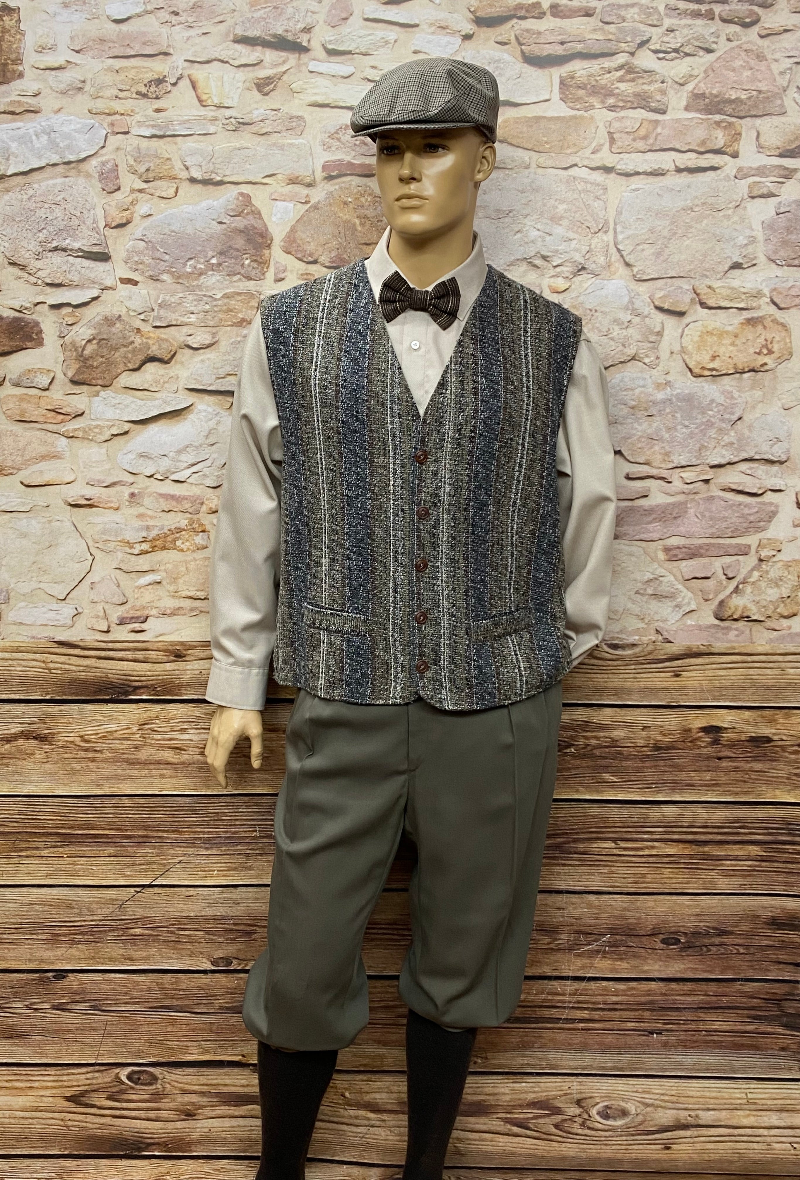20er Jahre Paperboy Anzug mit Knickerbocker und Weste Gr.5820er Jahre Paperboy Herrenkostüm mit Knickerbocker 7teilig