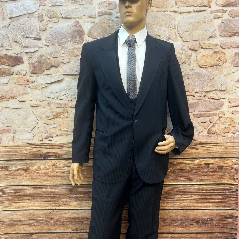 „Peaky Blinders Herren-Komplett-Outfit aus Schurwolle mit Weste, Hemd, Schiebermütze und Taschenuhr – Vintage Stil Größe 50/52“