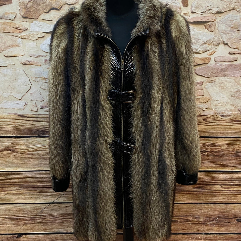 Upcycelte Pelzjacke Waschbärfell mit Lederdetails – Ein Unikat Gr.L