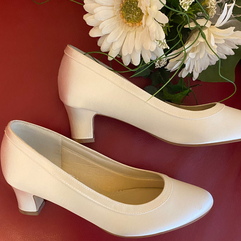 Brautschuh Ramona Gr.37,5 Ivory Satin