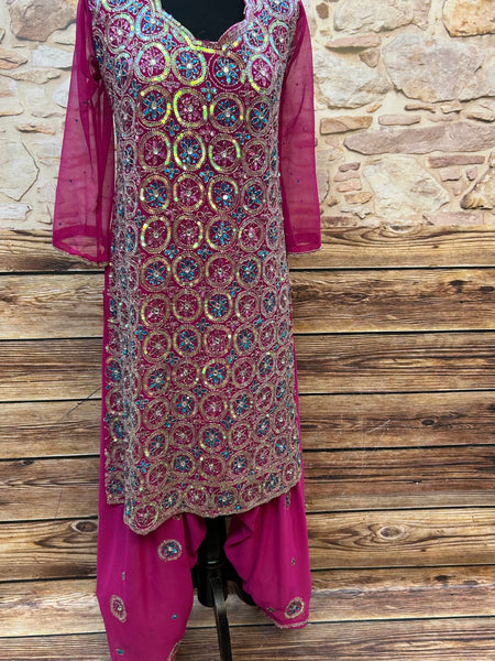 Elegantes Rosa Salwar Kameez – Festliche Pracht in Größe L