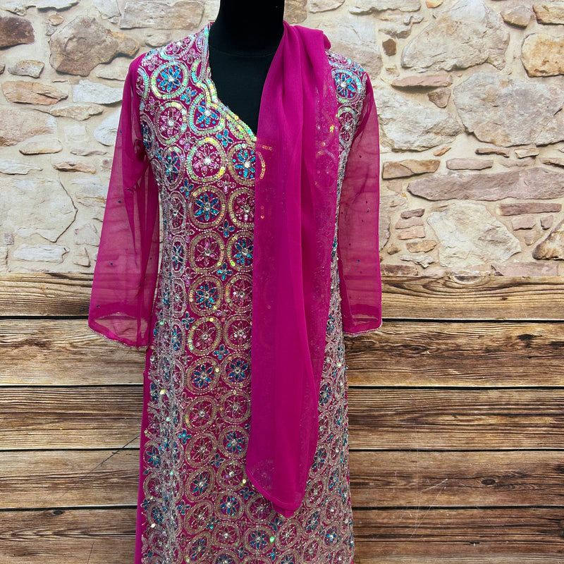 Elegantes Rosa Salwar Kameez – Festliche Pracht in Größe L