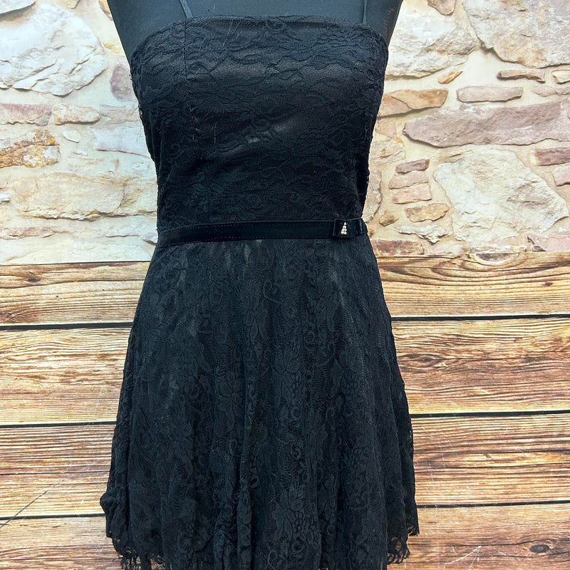 Schwarzes Vintage Trägerkleid mit Spitze & Strassdetails – ca. 34, guter Zustand, Vintage