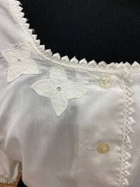 Blouse dirndl d'occasion des années 70/80 taille 46