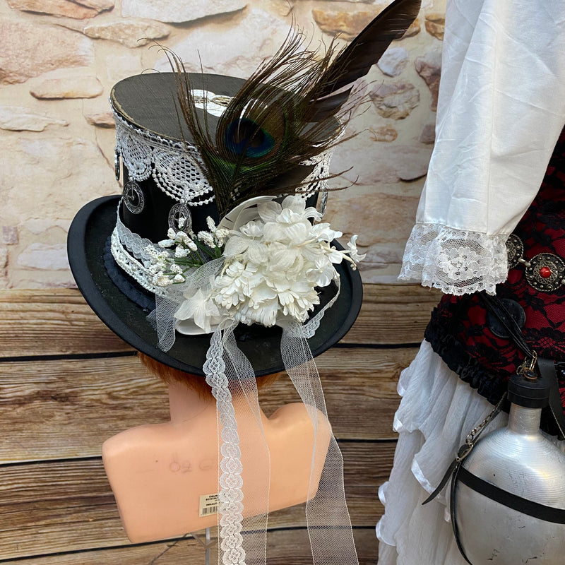 Steampunk Damen Outfit Rot Schwarz mit Corsage weißem Volantrock Zylinder Goggles und zahlreichen Accessoires Größe 42, Ansicht 7