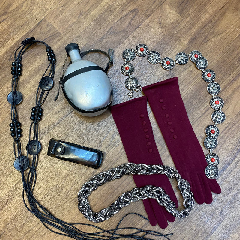 Steampunk Damen Outfit Rot Schwarz mit Corsage weißem Volantrock Zylinder Goggles und zahlreichen Accessoires Größe 42, Ansicht 10