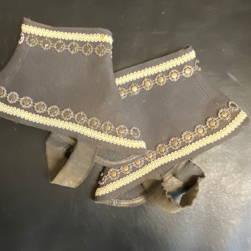 Steampunk Gamaschen dunkelgrau vintage Unikat industrial Stil