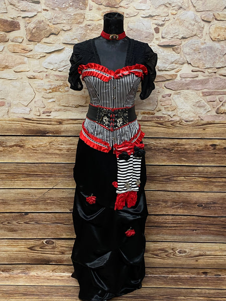 Steampunk Damen Kostüm Gr.34, Unikat, Hochwertig, schwarzer Rock und Bluse, gestreifte Corsage und rot7schwarzen Accessoires