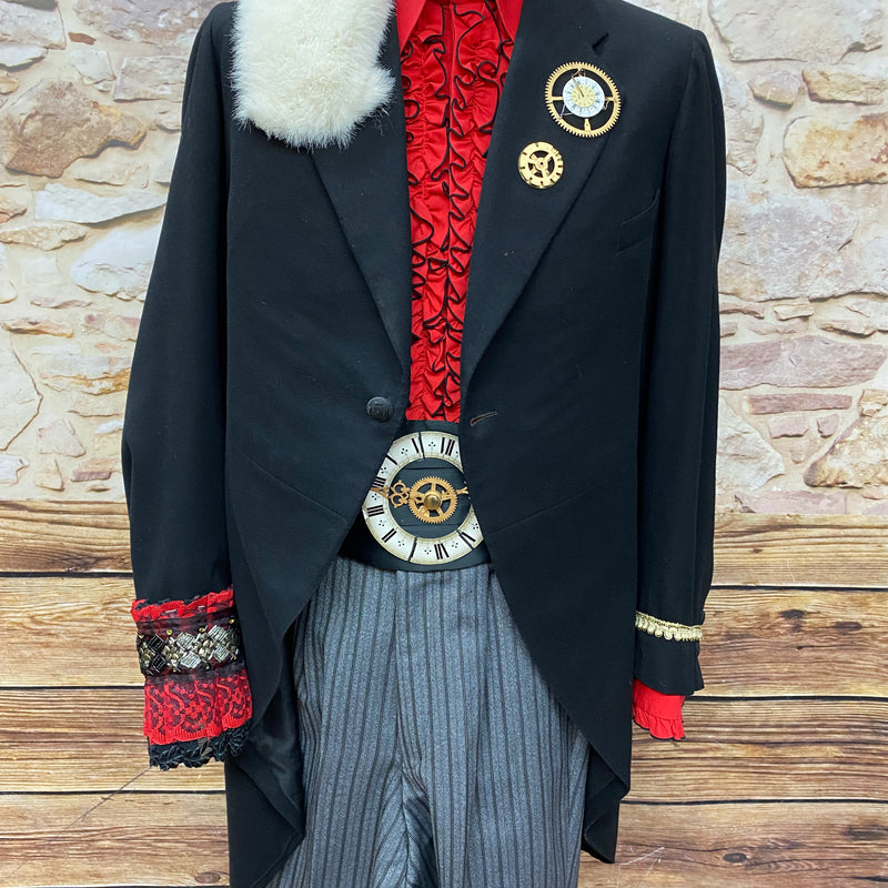 Hochwertige Steampunk Kleidung für Herren mit antiken Gehrock Gr.94 Unikat