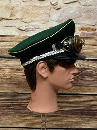 Chapeau uniforme steampunk de haute qualité taille 57 unique, fini à la main, vert