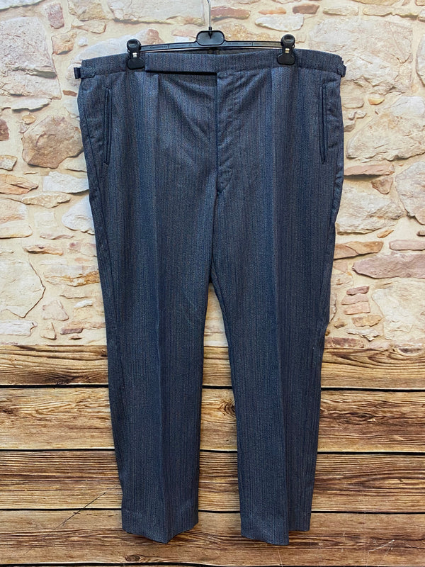 „Vintage Stresemannhose Herren dunkelblau gestreift Größe 62 Vorderansicht“