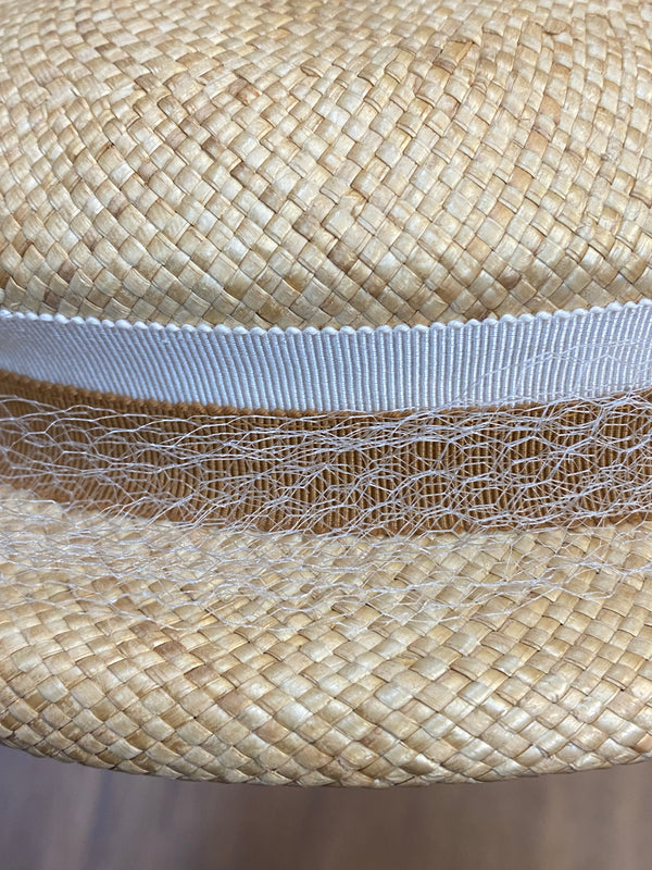 Kleiner flacher Strohhut mit Netz und Zierschleife Damen Hut Vintage