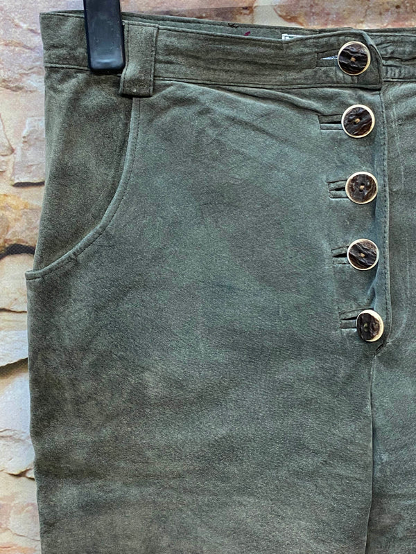 Vintage Damen Trachtenlederhose Gr. 44 aus echtem olivgrünem Schweinsleder von Alphorn Trachtenmode mit Knopfleiste, Ansicht 1
