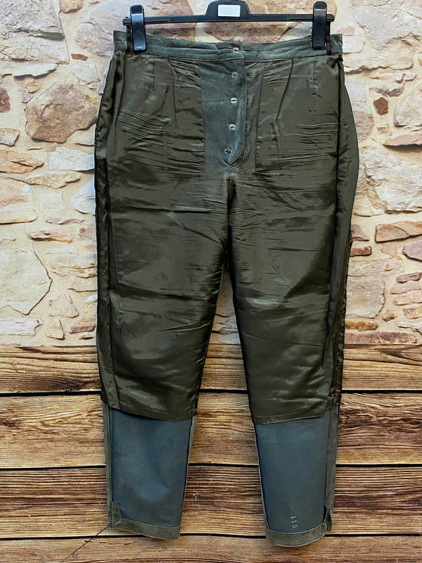 Vintage Damen Trachtenlederhose Gr. 44 aus echtem olivgrünem Schweinsleder von Alphorn Trachtenmode mit Knopfleiste, Ansicht 5