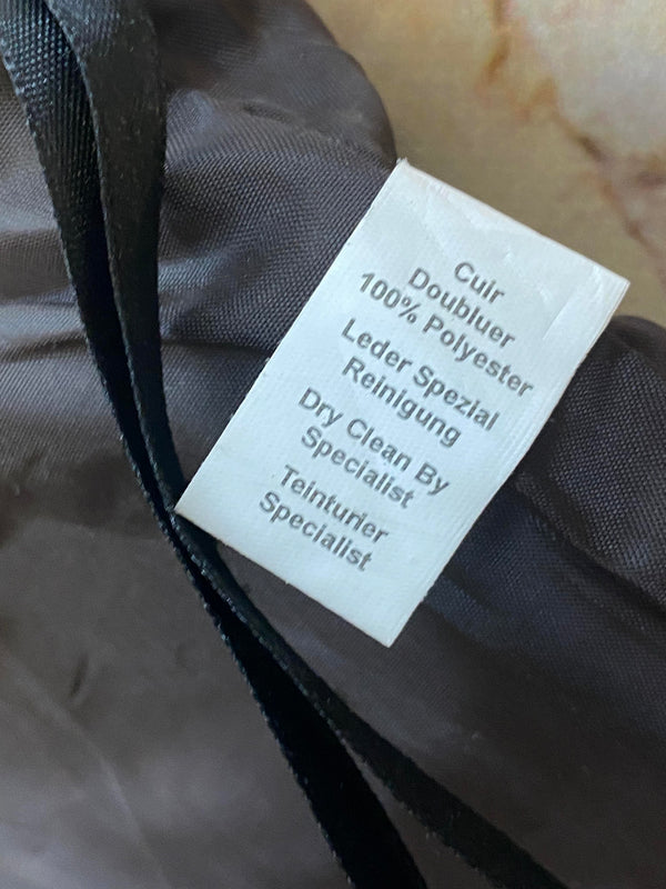 Kurze Trachtenlederhose Damen dunkelbraun – Gr. M