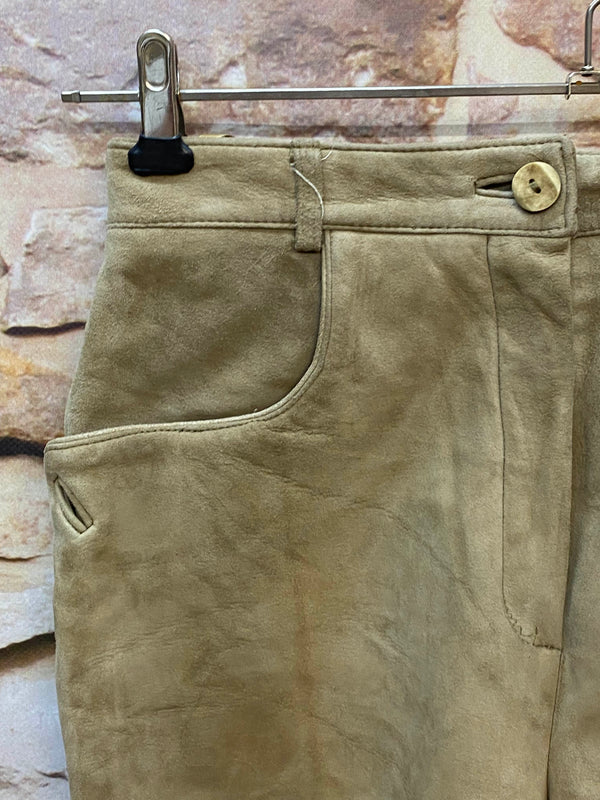 Kurze Vintage Damen Lederhose Luis Steindl – Gr. 40