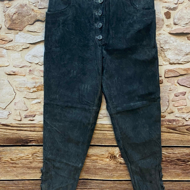 Dunkelgraue lange Trachten-Lederhose mit Knopfleiste