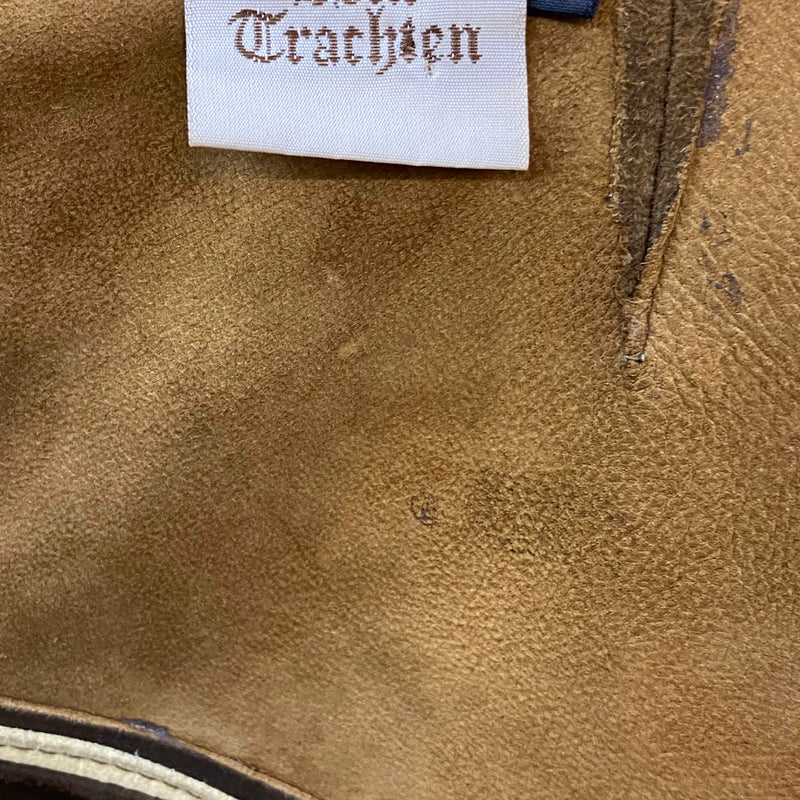 Isar Trachten Markenetikett und Größenetikett 46 in der Vintage Lederhose