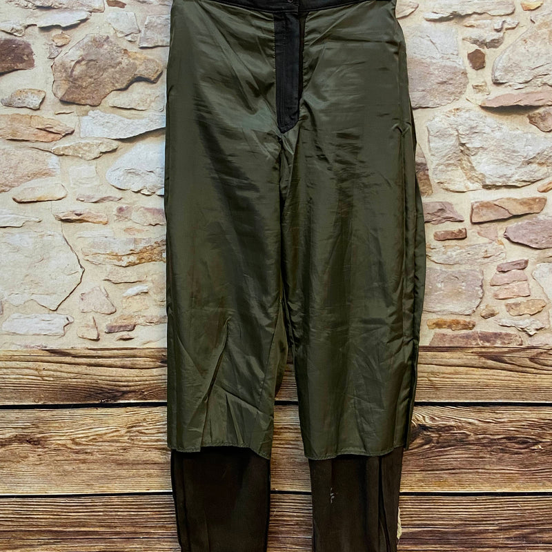 Innenseite der Damen Lederhose mit Futter.
