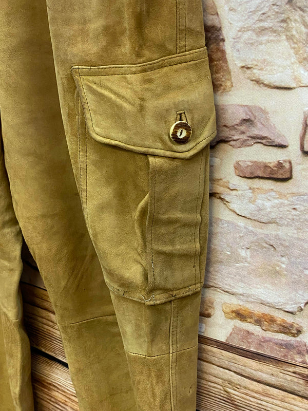 „Lange Lederhose Trachtenhose Größe 48 aus echtem Leder in olivbraun mit Beintaschen Ansicht 2“