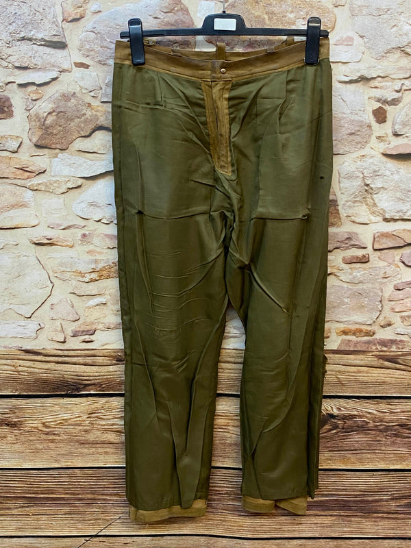 „Lange Lederhose Trachtenhose Größe 48 aus echtem Leder in olivbraun mit Beintaschen Ansicht 5“