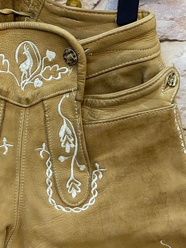Vintage kurze Lederhose Trachtenhose Hirsch Stickerei beige Gr. 36