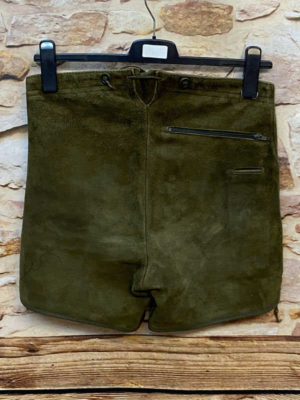 Kurze Trachtenlederhose Gr. 46 in Olivgrün aus Leder