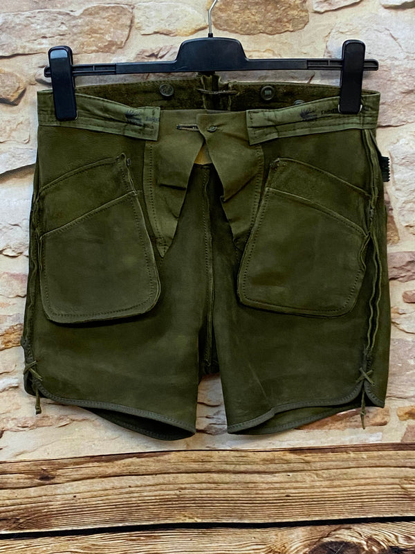 Kurze Trachtenlederhose Gr. 46 in Olivgrün aus Leder