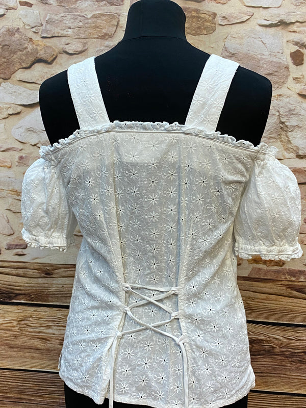 Carmenbluse mit Herzknöpfen – Größe 36