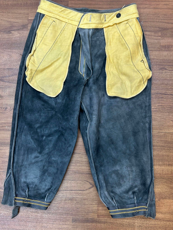 Klassische Herren Kniebund-Trachtenlederhose in Grau