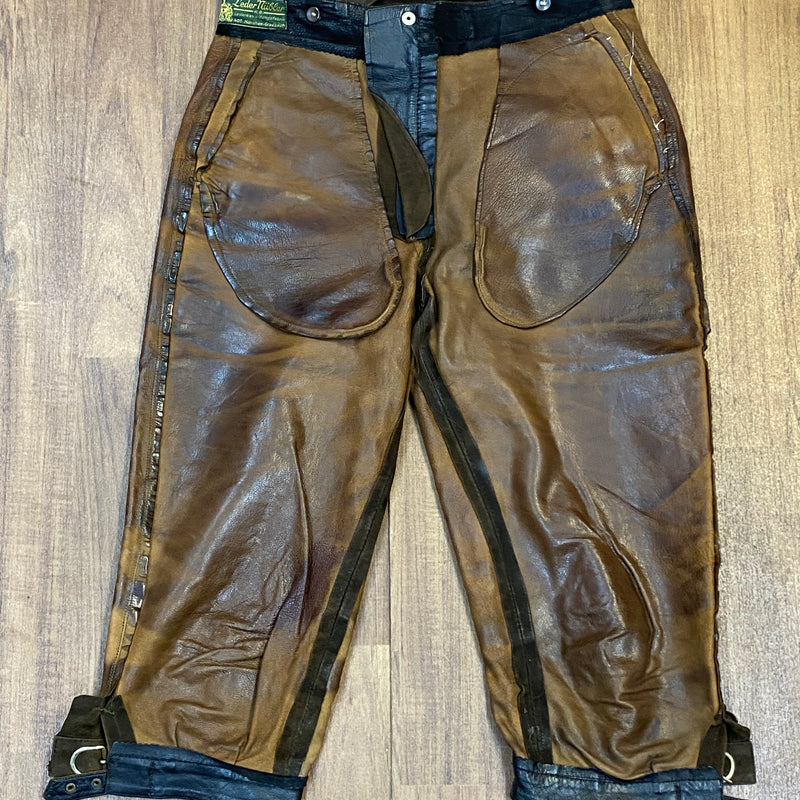 Alte Kniebund-Trachtenlederhose vón Leder Nübler aus München Gr.44