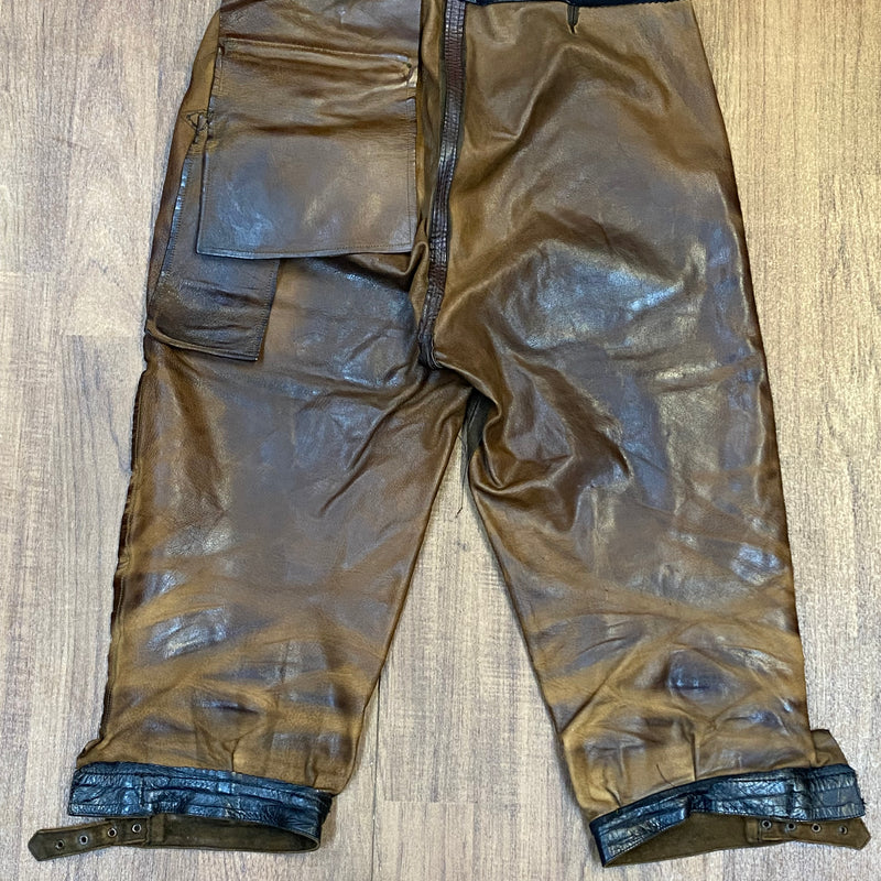 Alte Kniebund-Trachtenlederhose vón Leder Nübler aus München Gr.44