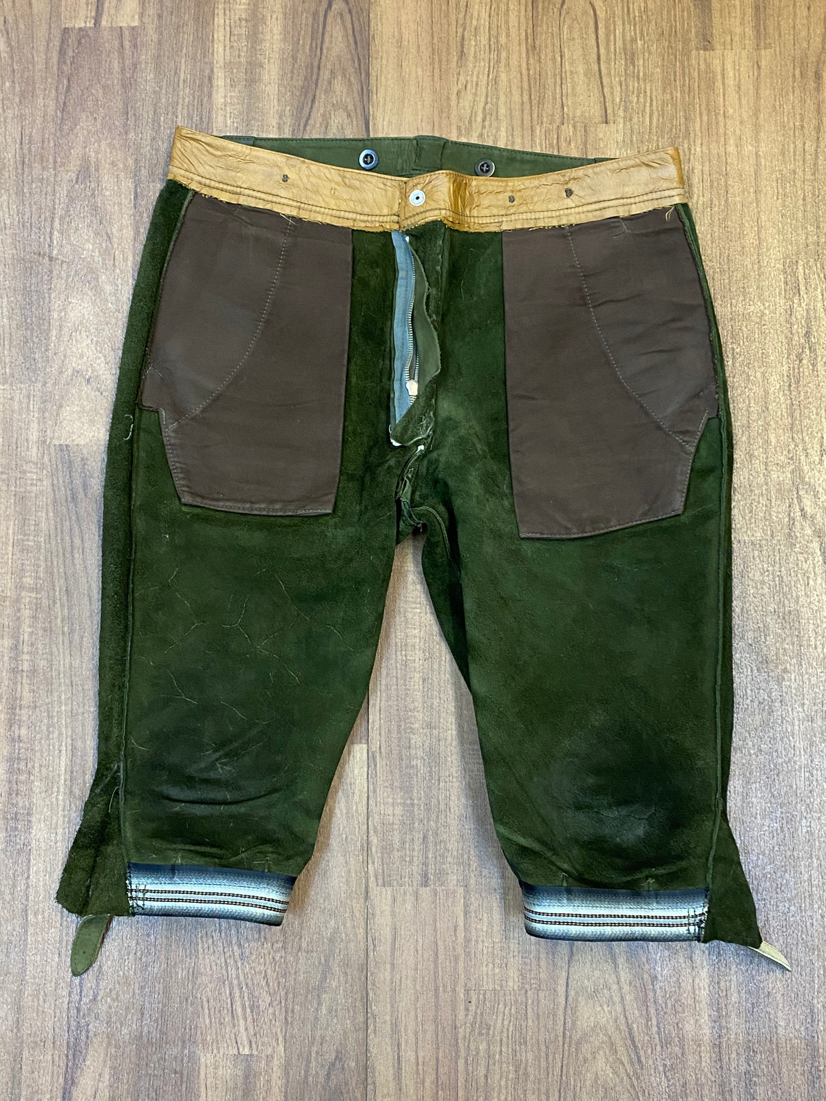 Krachlederne pantalon en cuir confortable jusqu'aux genoux en cuir lisse ceinture verte 96, taille 52