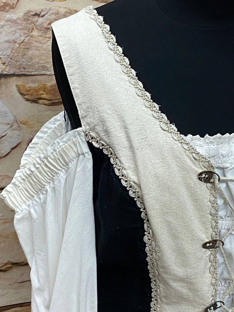 Trachtenbluse Gr.44 Trachten-Mieder Landhaus-Stil, Carmenbluse Siebenstein