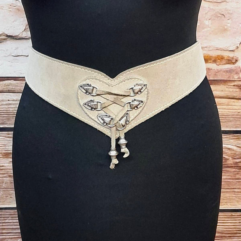 Beiger Trachtengürtel mit Herzdetail – Vintage Gr.XL