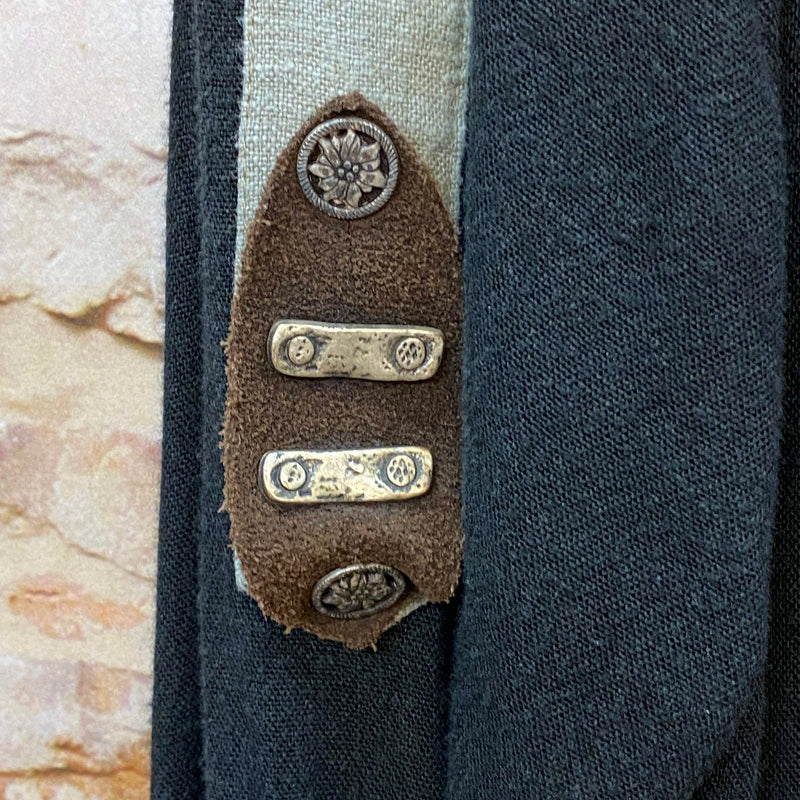 Vintage Trachtenhemd Herren – Schwarz mit Naturweiß – Gr. 39