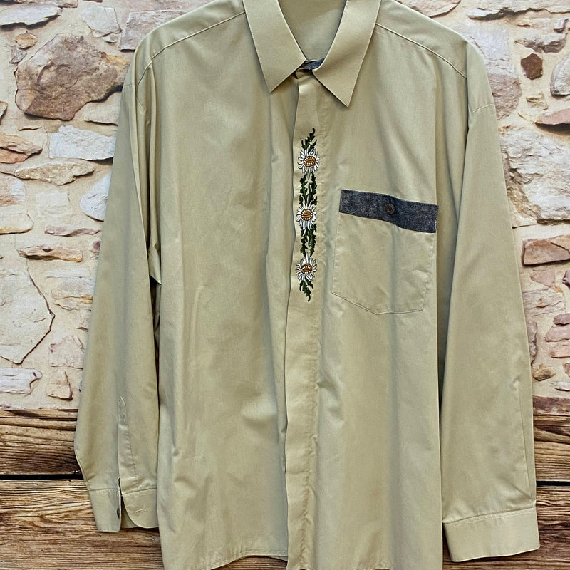 „Vintage Trachtenhemd Herren beige klassisch mit Stickerei alpenländischer Stil“