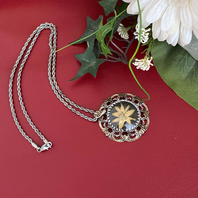 Trachtenkette mit Edelweiß-Motiv, silber