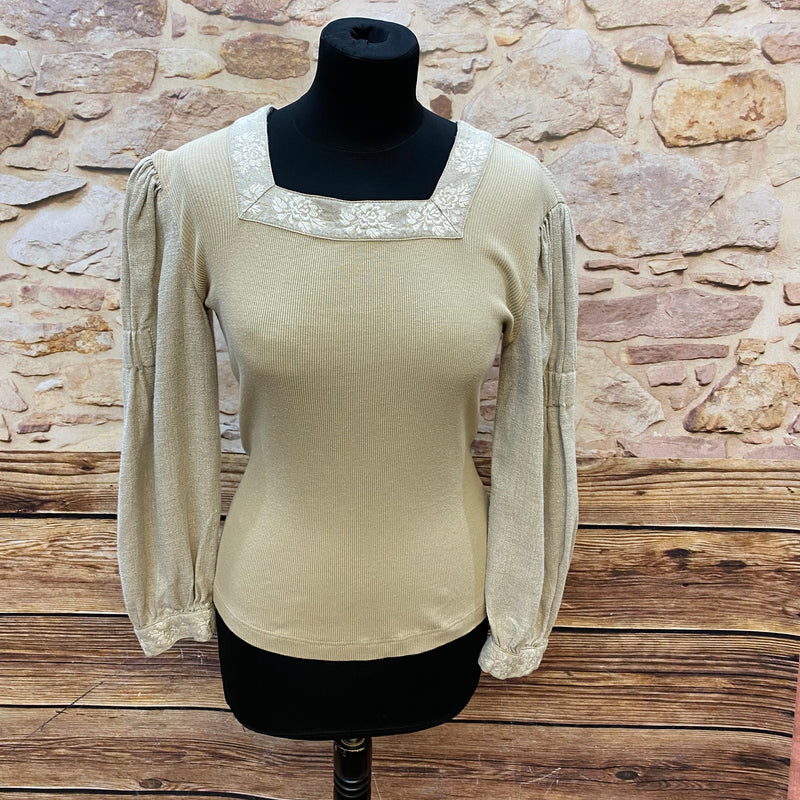 Elegantes Trachtenshirt in Cremebeige - Größe 38