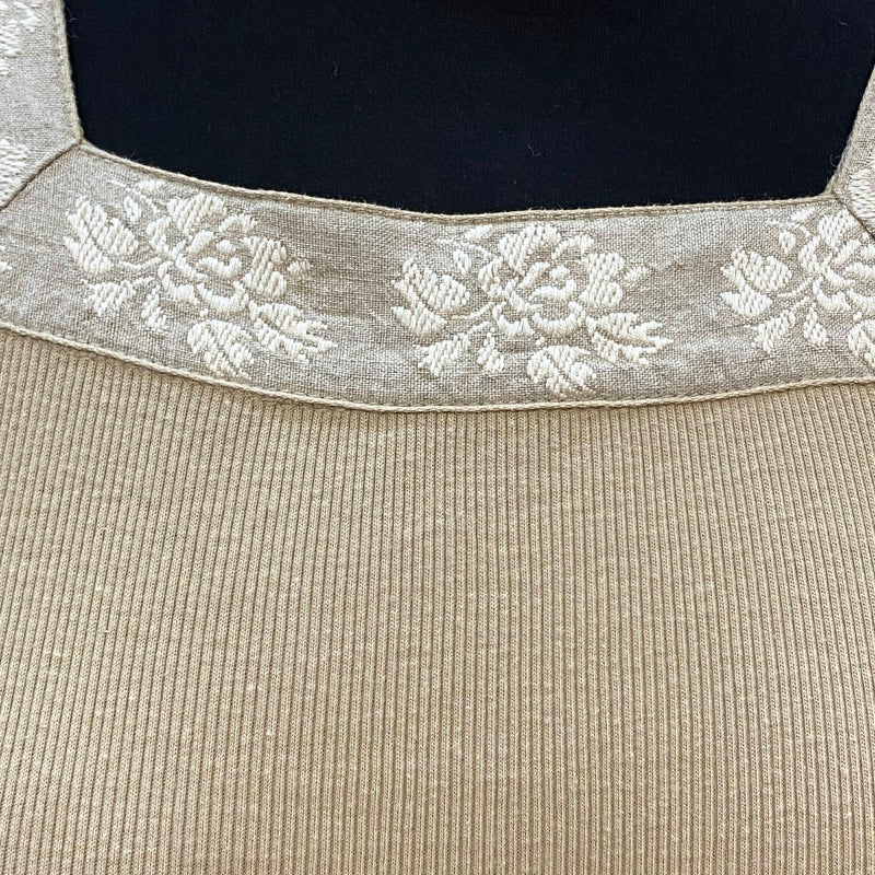 Elegantes Trachtenshirt in Beige - Größe 38