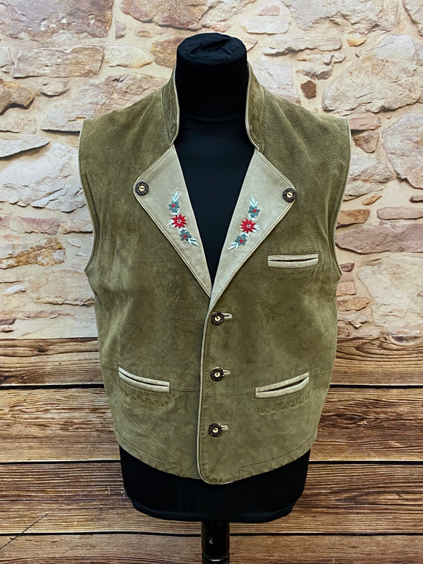 „Trachtenweste Herren grün echtes Leder mit Stickerei vorne“